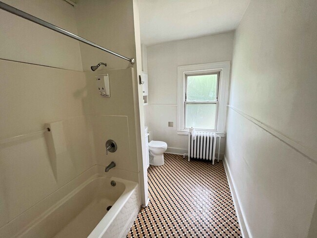 Photo - 60 William St Unidad 2