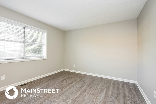 Photo - 2422 Range Heights Terrace