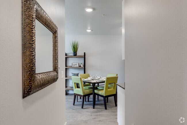 1BR, 1BA - 680SF