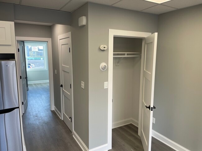 Photo - 127 Tunxis Hill Rd Unit 2