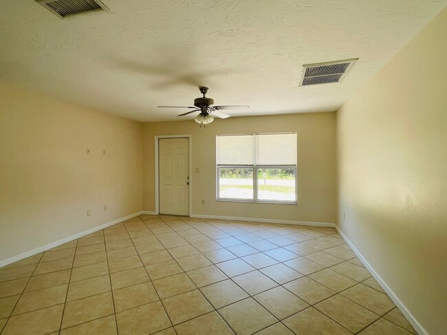 Photo - PORT CHARLOTTE ANNUAL RENTAL