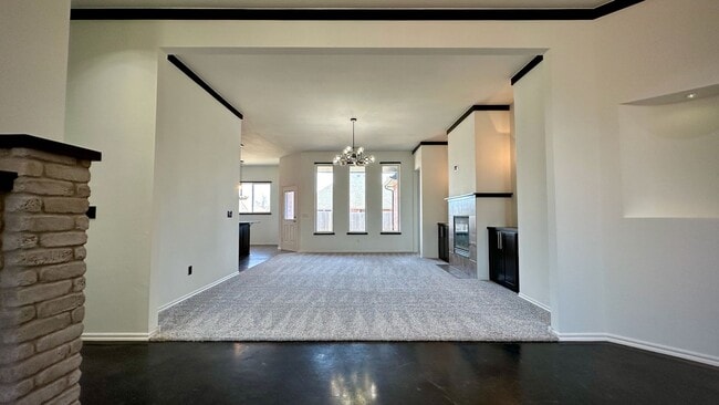 Building Photo - Freshly Updated, 4 Bed, 3 Bath, 3 Car, + H... Rental