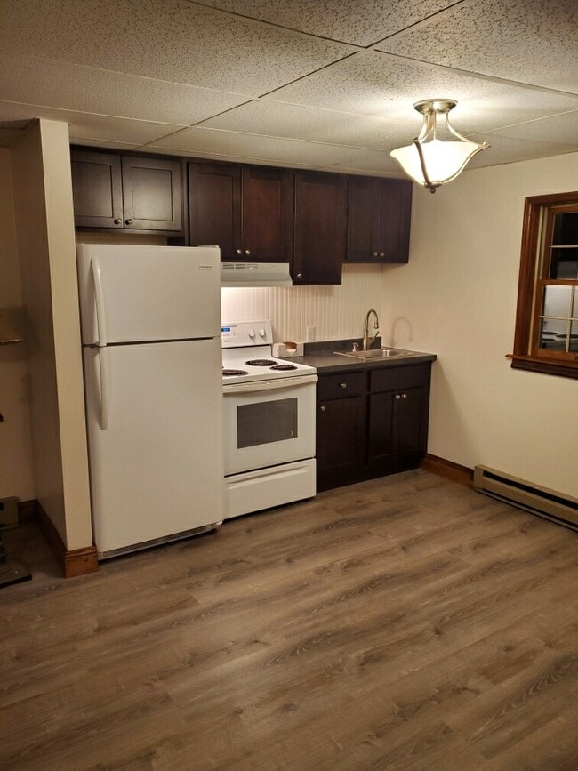 Kitchenette - 7140 Behler Rd Unit A