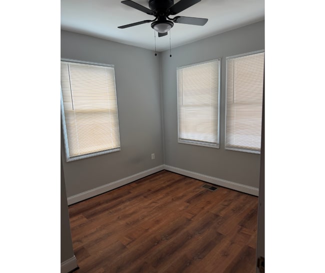 4613 Asbury Ave Unit 1A AVAILABLE $700 1A