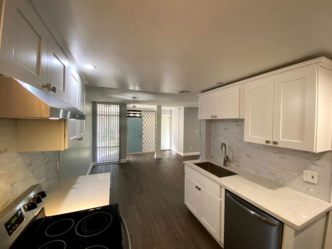 Photo - Coming Soon: Stylish 2-Bed Apartment with ...