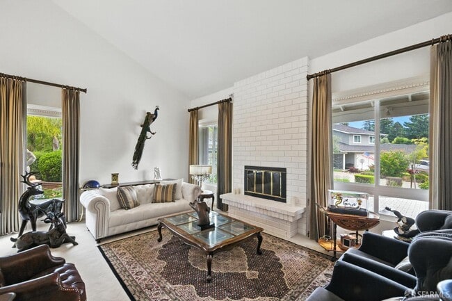 Photo - 116 Oakcrest Ct