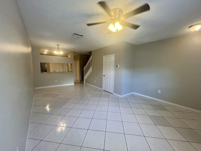 12356 Berkeley Square Dr