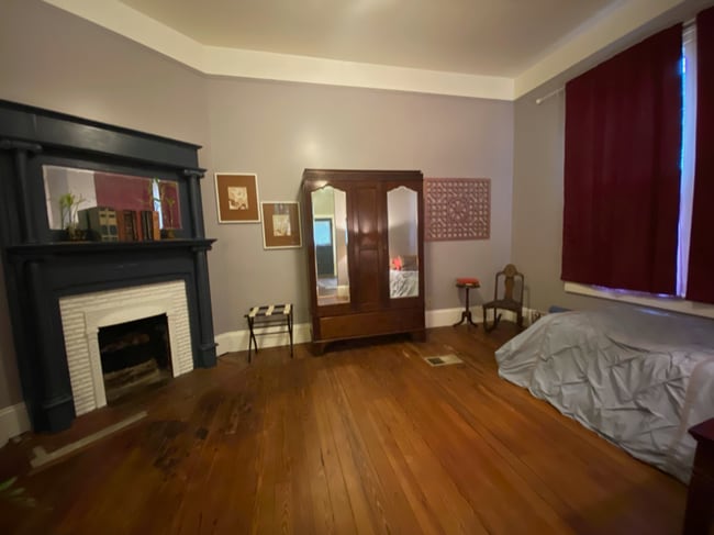 Building Photo - 203 W 35th St Rental
