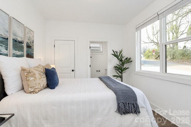 Photo - 212 Nelson Ave