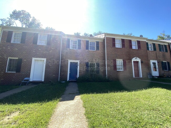 Building Photo - 14 Manchester Ct