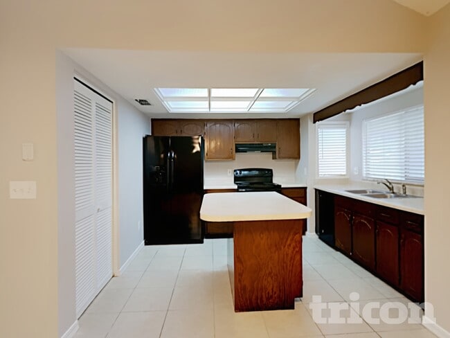 Photo - 8708 Bishopswood Dr