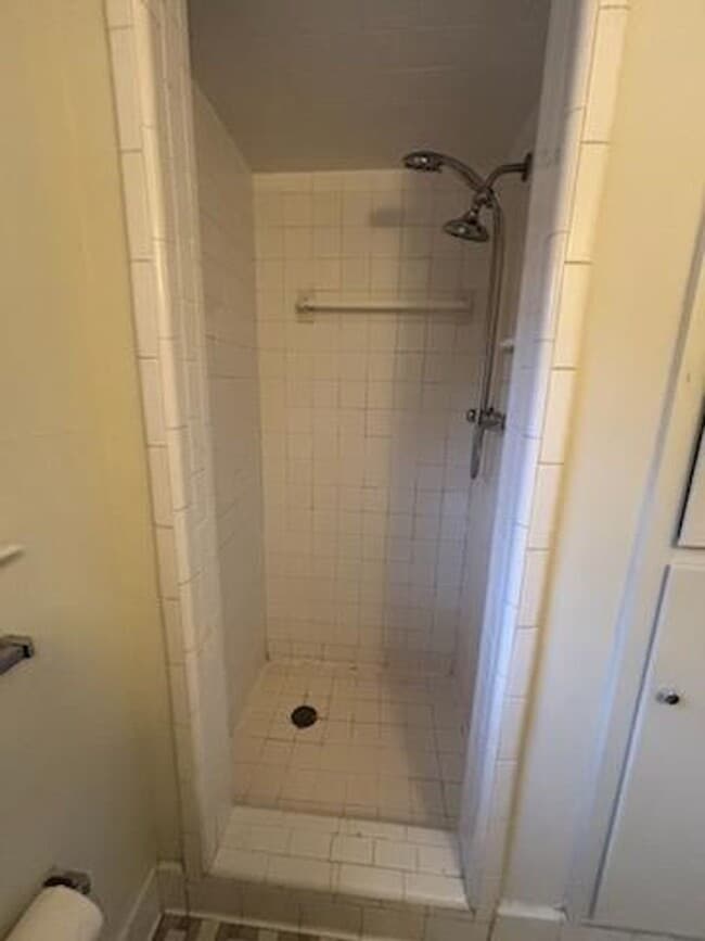 Photo - One Bedroom Apartment in the Grid
