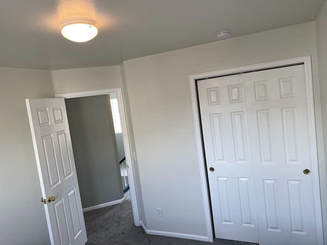 Photo - Beautiful Mountain Views / 4 Bedroom Home