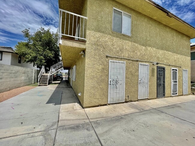 Photo - DOWNSTAIRS CONDO | RECENLY REHABBED 2 BEDROOM 1 BATH | ACROSS FROM CSN CHEYENNE Unit #A