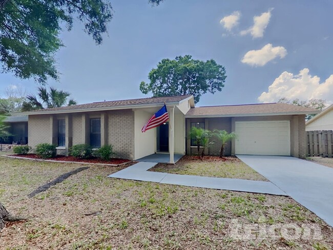 Photo - 2704 Mnr Hl Dr