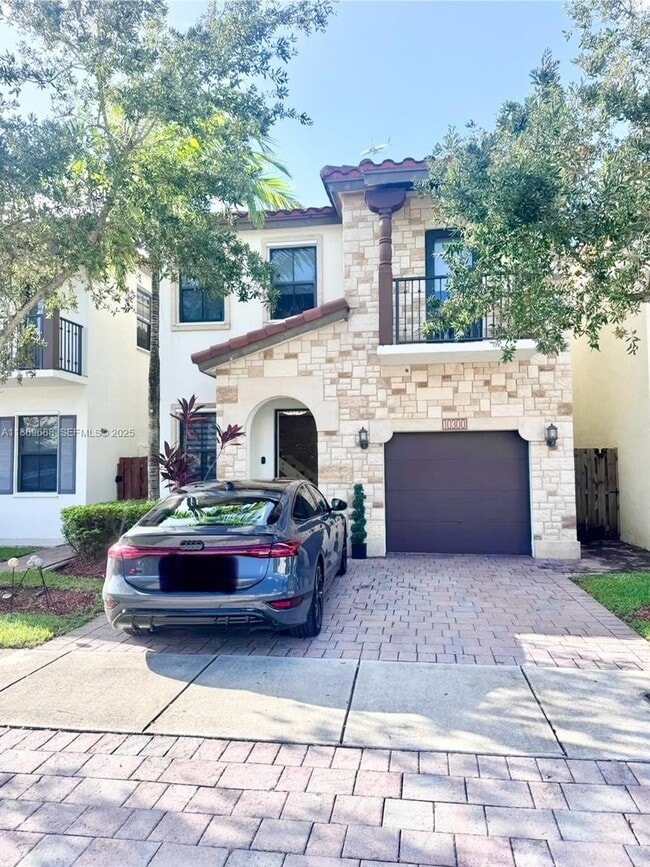 Building Photo - 10300 NW 70th Terrace