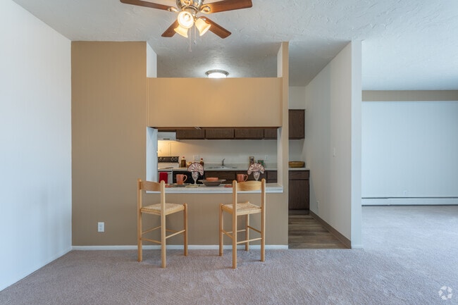 2BD 1.5BA 900 sq. ft.