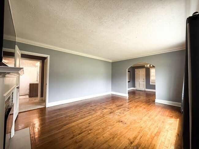 Photo - 2515 Camille Dr