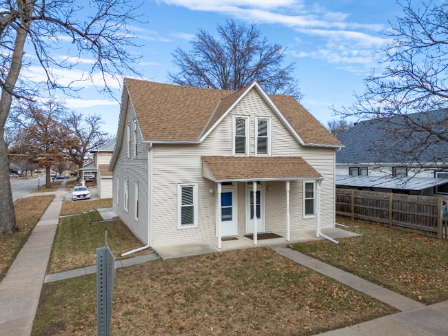 Photo - 6606 Ballard Ave