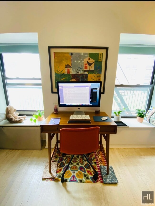 Photo - Beautiful Furnished Studio in Hell's Kitchen! Unidad 4B