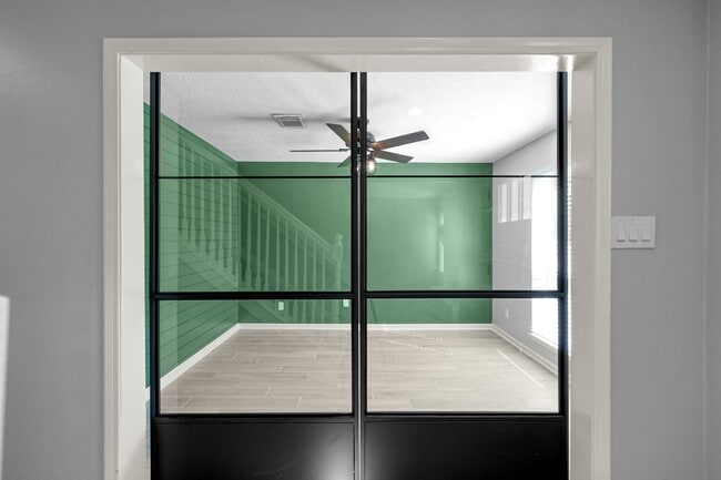 Photo - 8226 Autumn Willow Dr