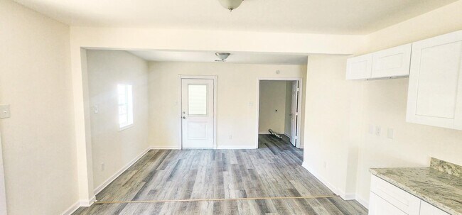Photo - 224 Styers St