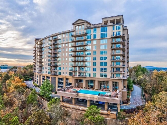 Building Photo - 2950 Mt Wilkinson Pkwy SE Unit 1016