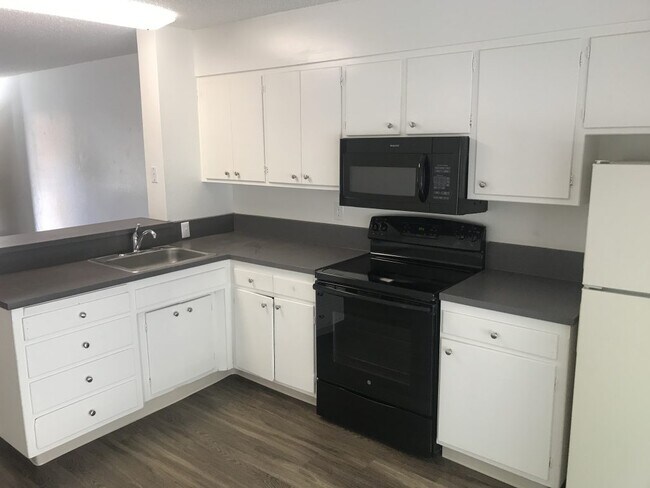 College Street Apartments