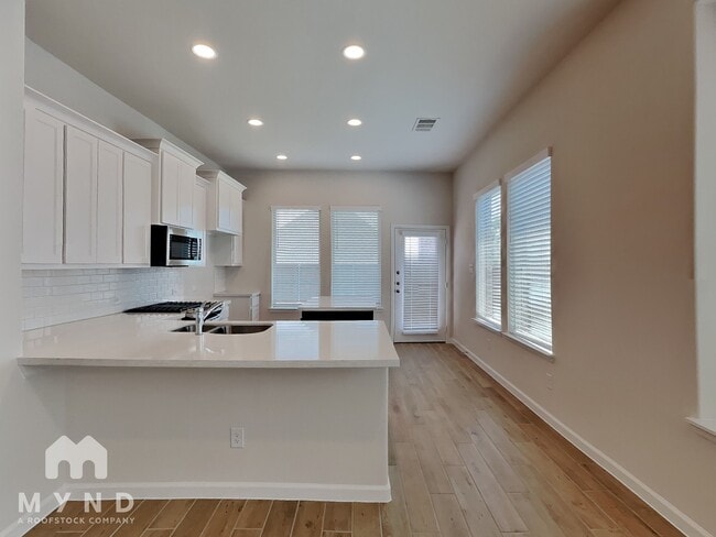 Photo - 3128 Cottontail Dr