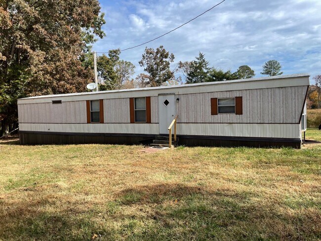 2 BED, 1 BATH MOBILE HOME $950 MONTH, $950... - 2 BED, 1 BATH MOBILE HOME $950 MONTH, $950...