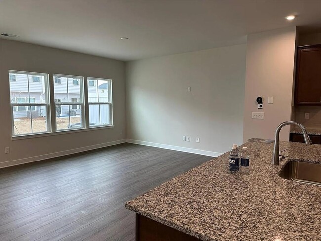 Photo - 247 Salt Lk Ln