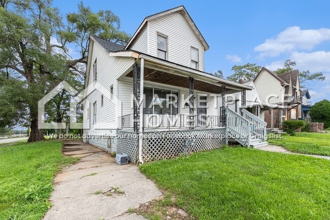 Photo - 15457 Cloverlawn Ave