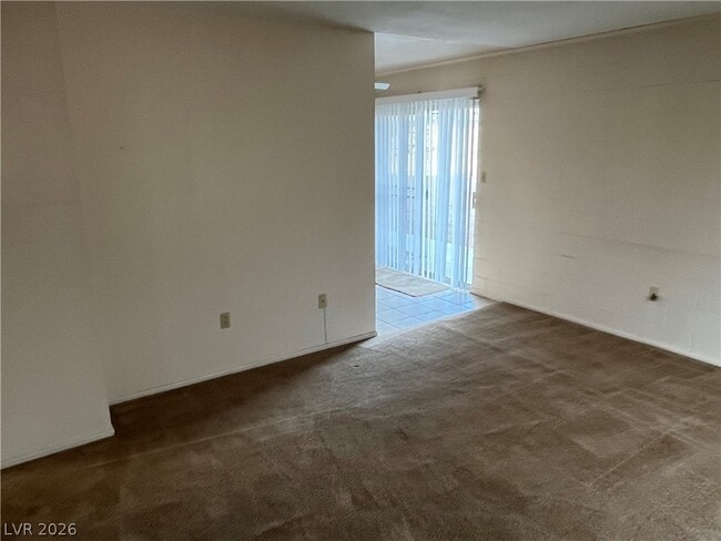 Photo - 820 A Unidad 28