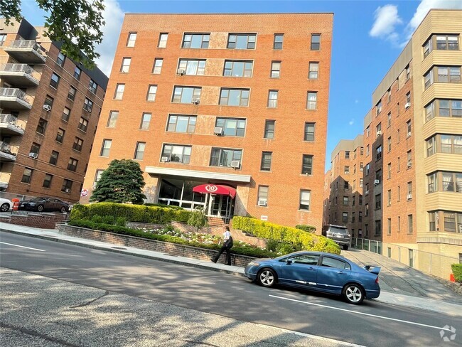 Building Photo - 10N Broadway Unit 2G Rental