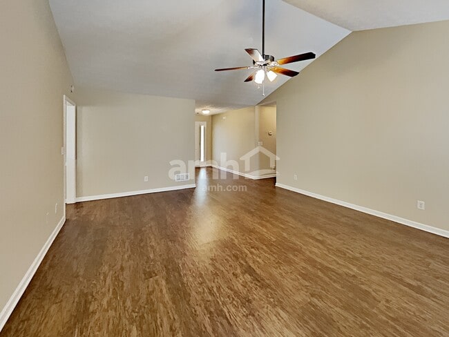 Photo - 1105 River Tusk Pl NE