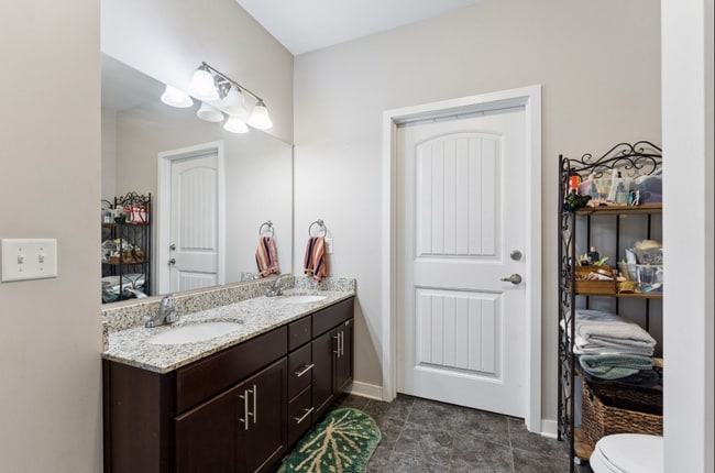 Photo - 1122 Litton Ave Unit 319