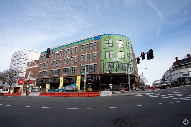 Photo - 480-482 W Broadway