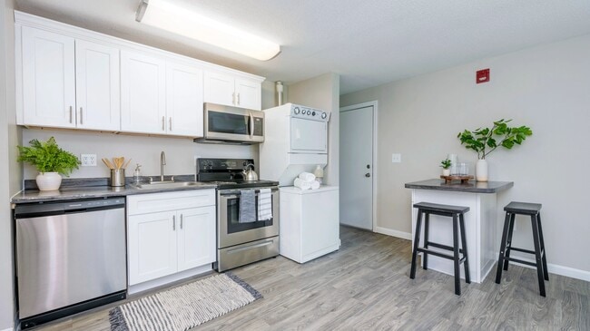 Our renovated kitchens are equipped and ready for your culinary adventures! - Aspen Chase