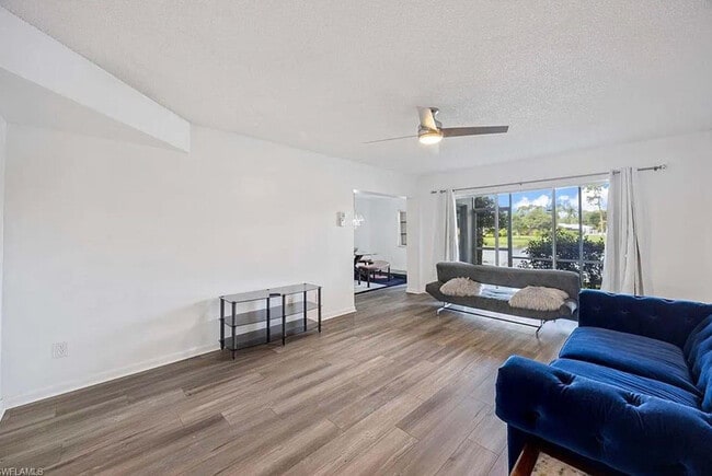 Photo - 209 Bobolink Way Unit A