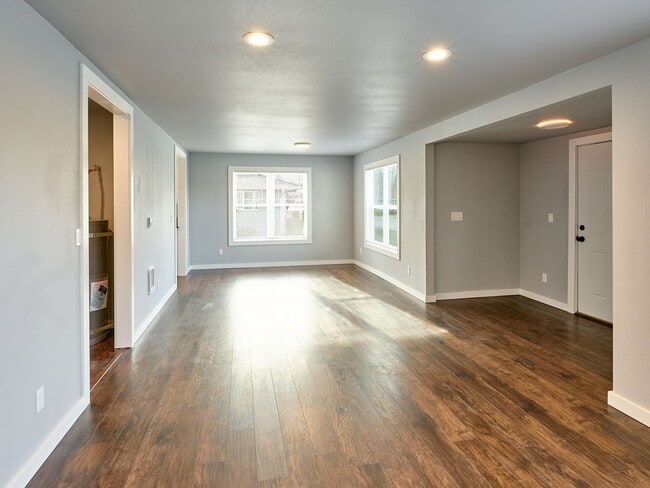 Photo - 11th - VPM415E-5 Unit 1