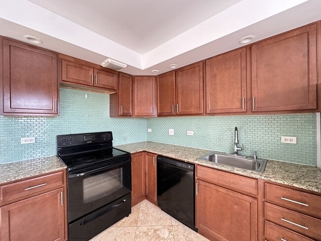 Photo - 7630.5 N Milwaukee Ave Unit B4