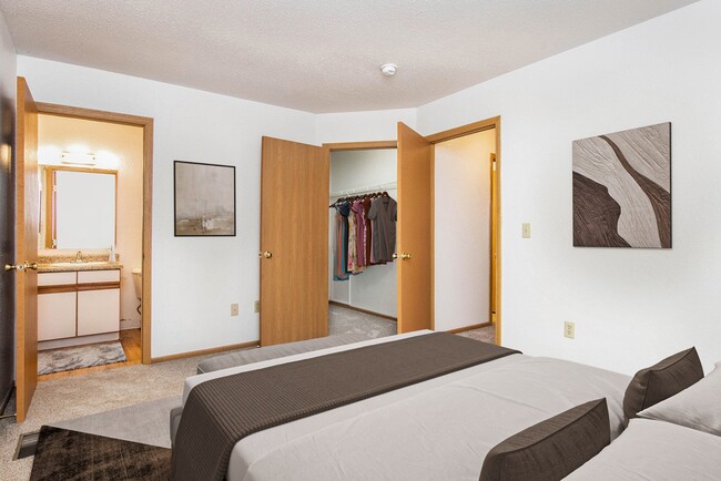 Savannah Trace Townhomes