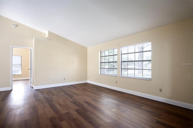 Photo - 5957 Groveline Dr