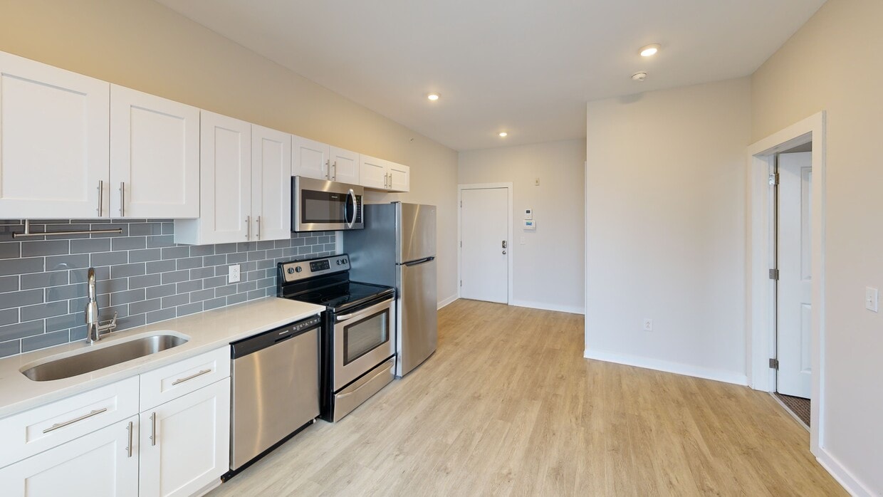 Photo - Fairmount Square Apartments