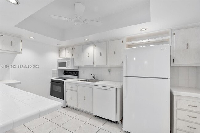 Photo - 9273 Collins Ave Unit 901