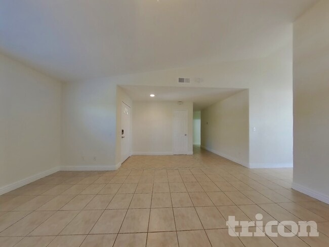 Photo - 14353 Victor Dr