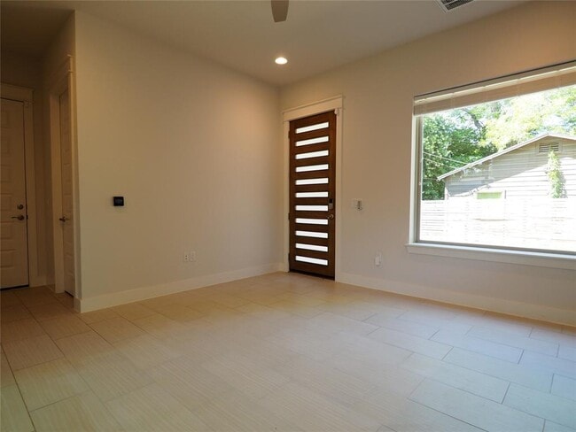 Photo - 1710 Garden St