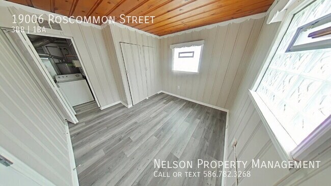 Photo - 19006 Roscommon St