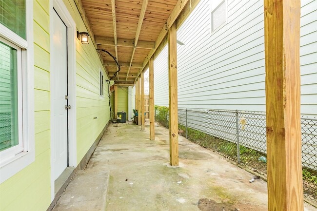 Photo - 2305 55th St Unit 6