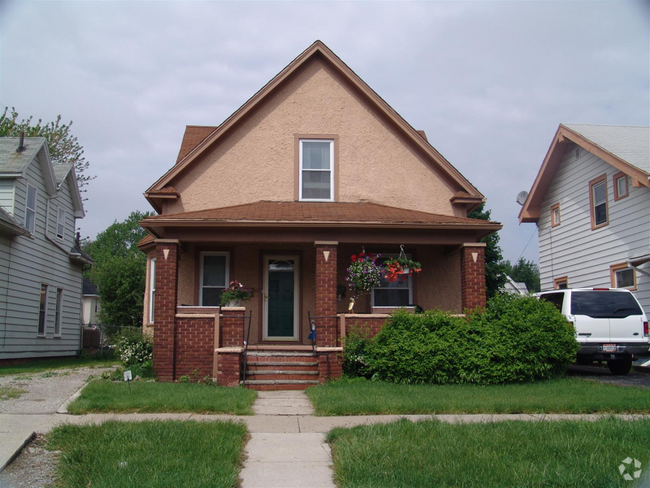 Building Photo - 4107 Burnham Ave Rental